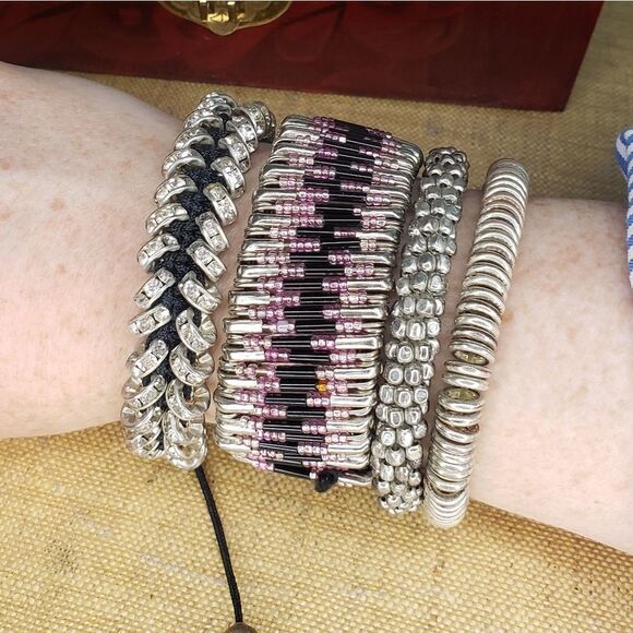 Vintage bead pin bracelet - Picture 4 of 4